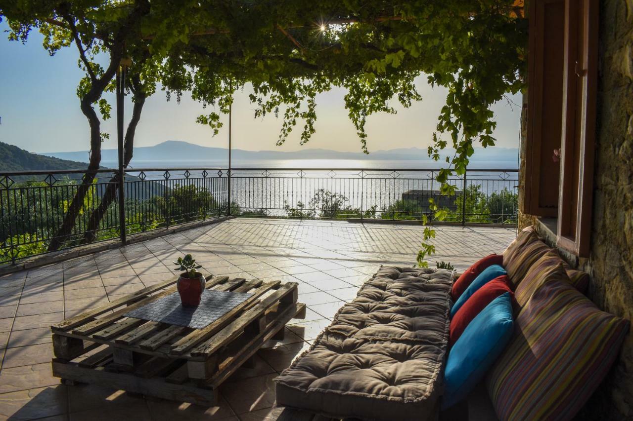 Coastal Stone Residence With Spectacular Scenery Kitriaí Eksteriør billede